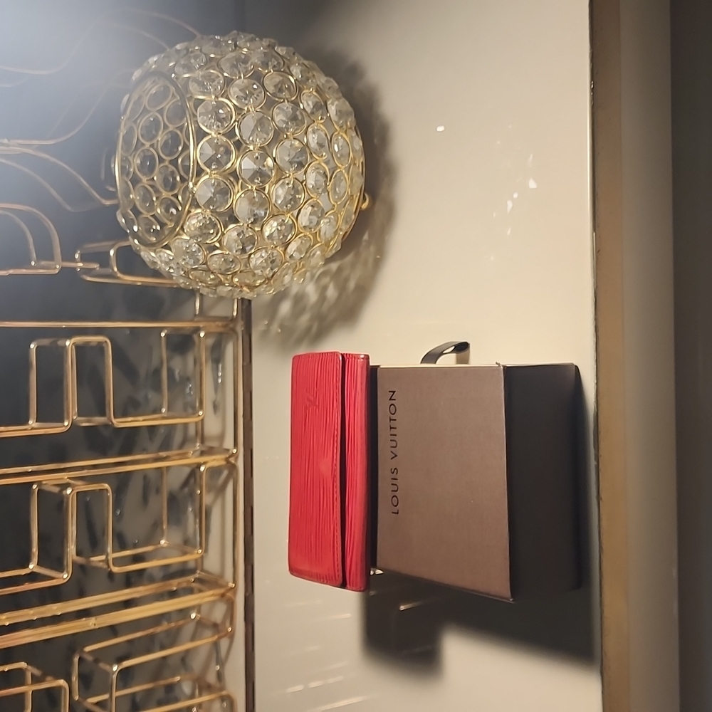 Louis Vuitton Epi 4 ring key holder